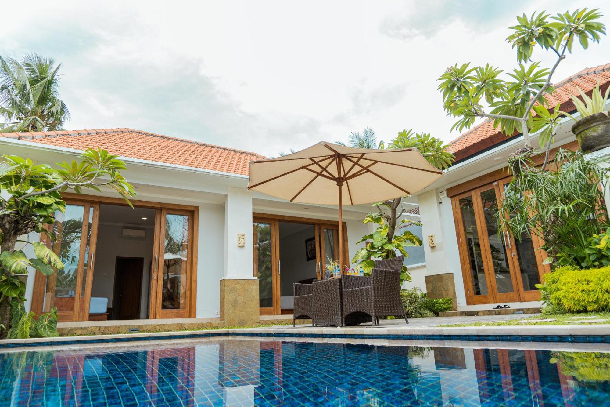 Villa Nugraha Lovina Private Pool سينغاراجا المظهر الخارجي الصورة